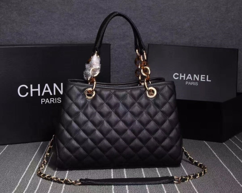 Ch**el shopping bags
